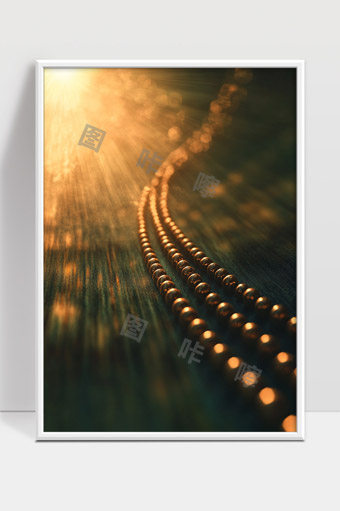 阳光洒落下的金色串珠静谧光影艺术