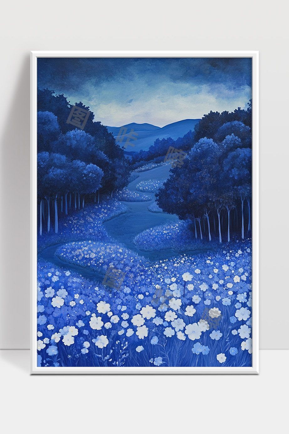 宁静夜色中蓝色花海与蜿蜒小径的唯美景色