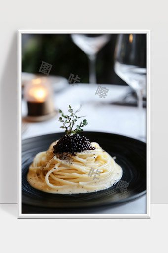 奢华鱼子酱意大利面创意美食摆盘