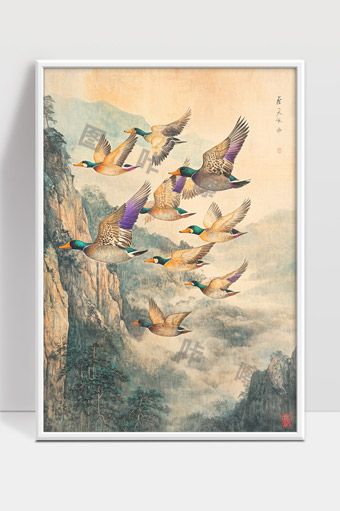 山间雾霭飞翔的斑斓野鸭群追逐自由