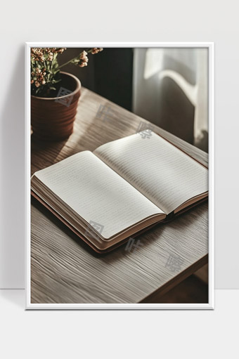 安静午后书桌上的空白笔记本和绿植