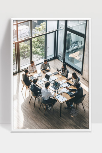 现代明亮办公室团队协作会议讨论场景