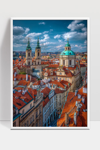 欧洲古城红瓦屋顶与教堂建筑风光全景