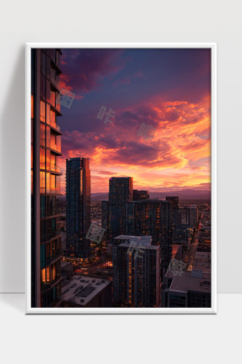 夕阳映照城市高楼现代都市美丽晚霞景色