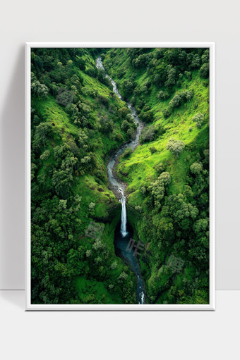 翠绿山谷中蜿蜒溪流与幽深瀑布自然美景