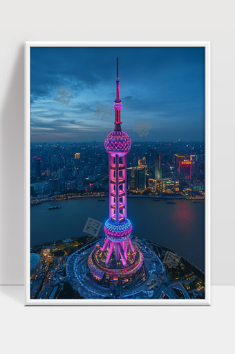 上海东方明珠塔夜景霓虹灯光璀璨迷人城市风光
