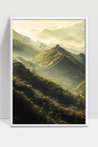 巍峨壮丽的长城蜿蜒山间云雾缭绕风光