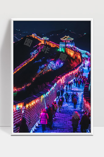 壮观夜晚灯光点亮的长城旅游胜地美景